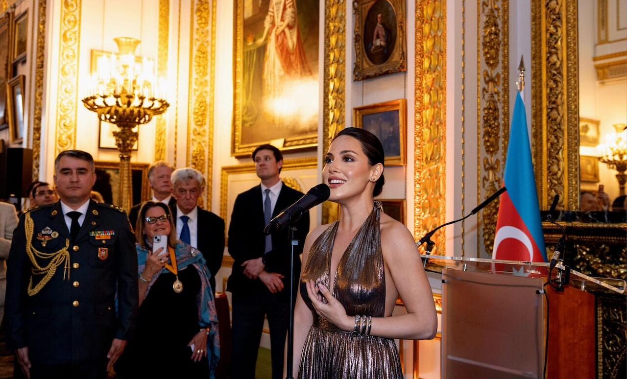 Azerbaycan Bagimsizilik Gunu Ingiltere Londra 5