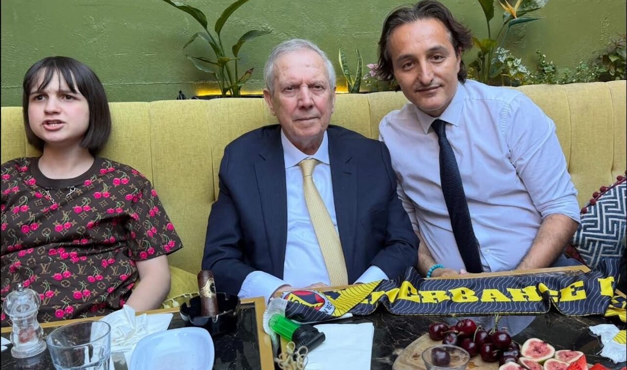 Aziz Yildirim Ve Vatan Oz