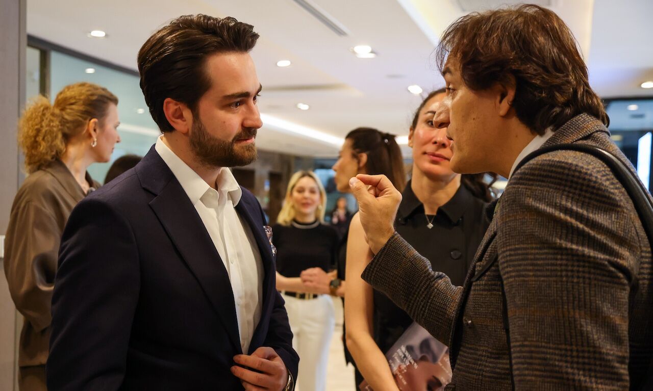 Burak Tuncer Ve Vatan Oz