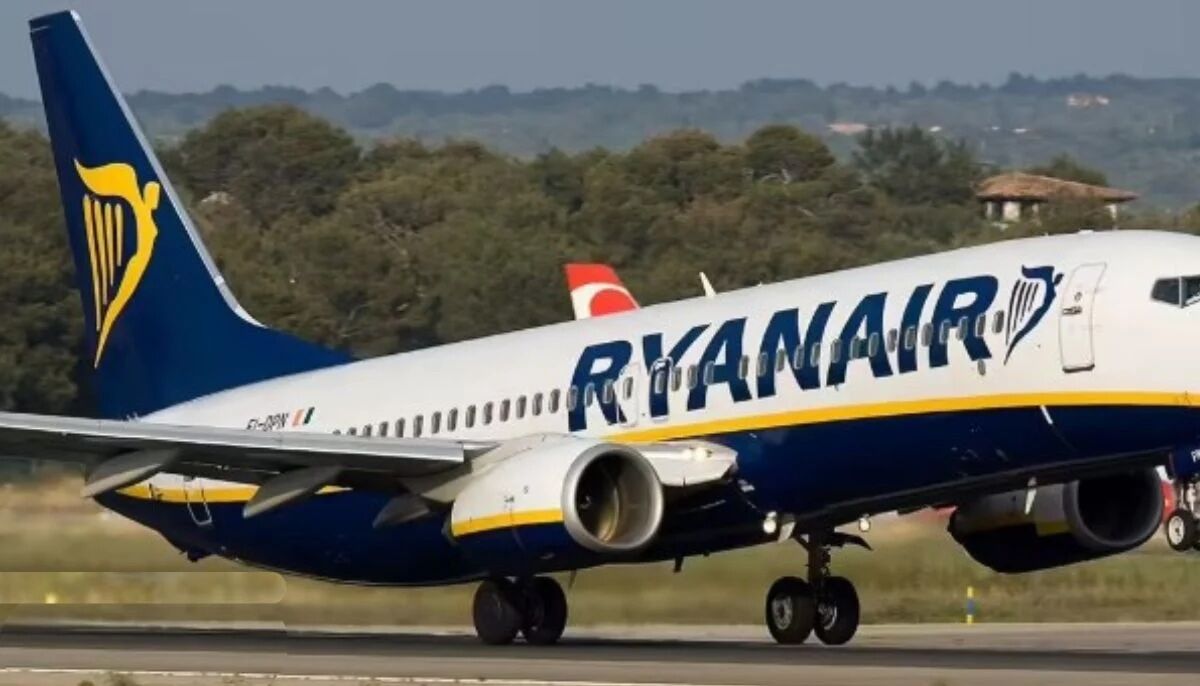 Uk Watchdog Investigates Ryanair Family Seating Fee