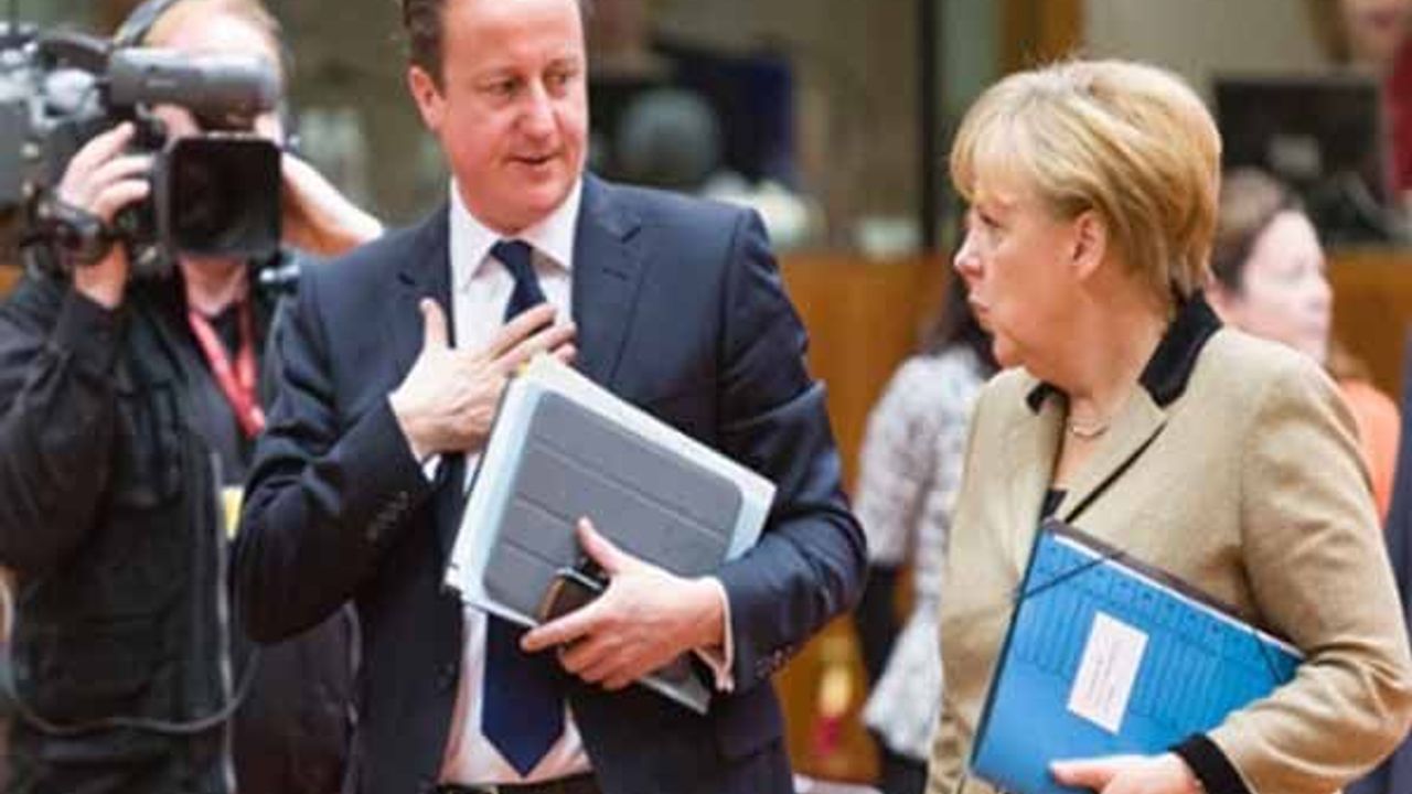 France, Britain to push EU to end Syria arms ban