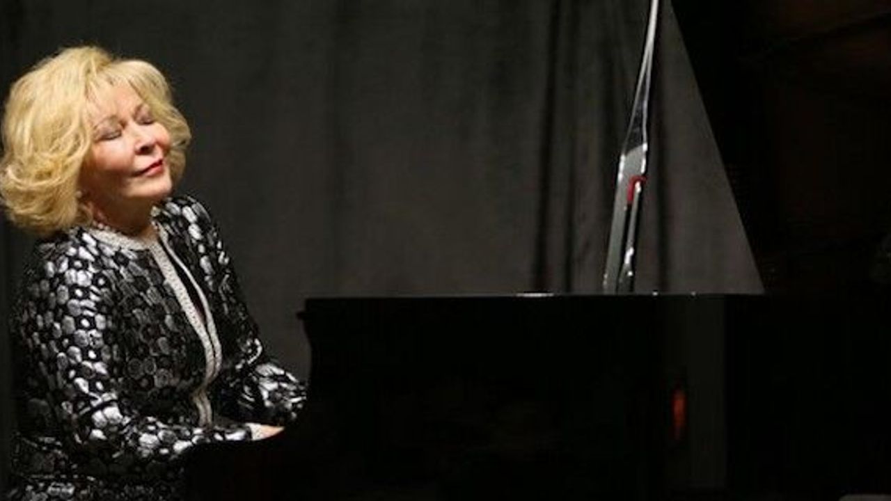 Dazzling Concert from virtuosos Gulsin Onay and Alexander Markov