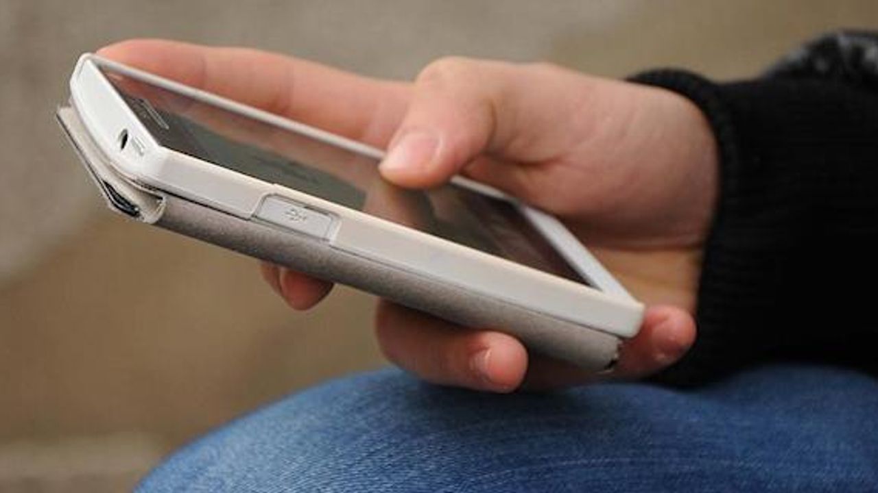 Swedish woman threatened after discrimination case win