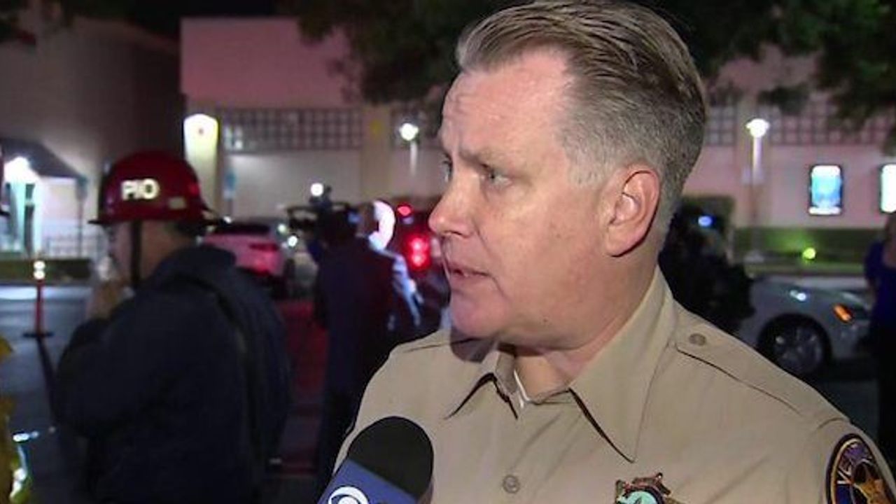 Gunman kills 12 in California country bar