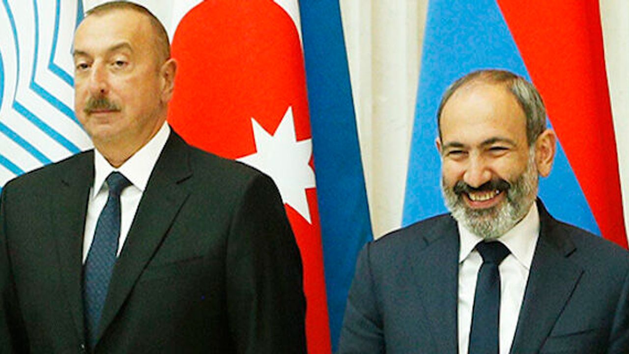 Azerbaijani president, Armenian premier meet in Davos