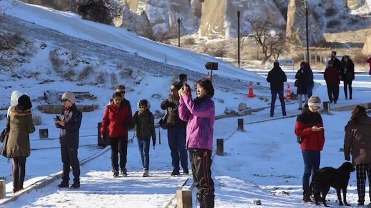 Turkey welcomes nearly 5.5M foreign visitors in Q1