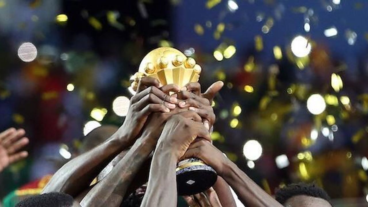 Madagascar, Algeria qualify for last 8 in Africa Cup