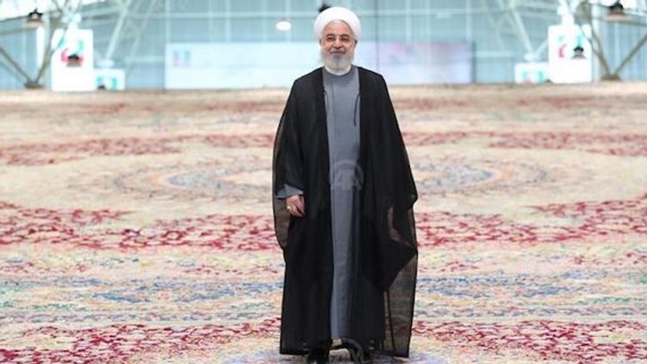 Iran introduces world’s largest handwoven carpet