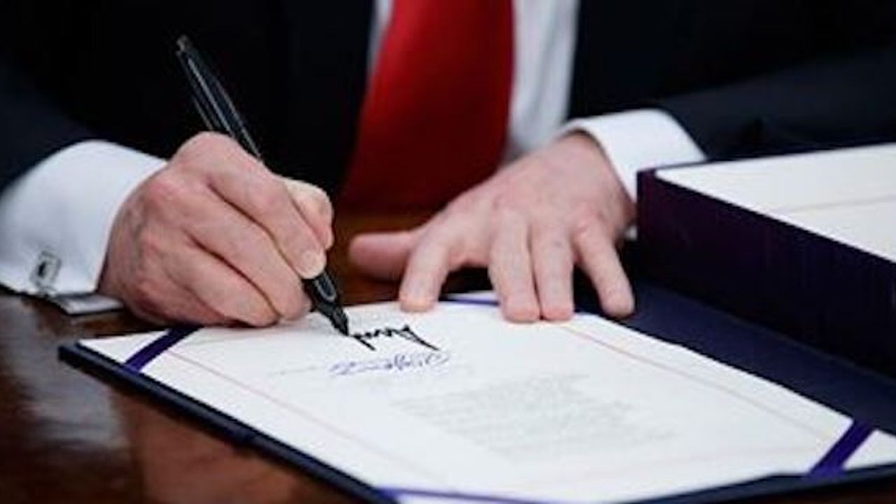 US imposes total economic embargo on Venezuelan gov’t