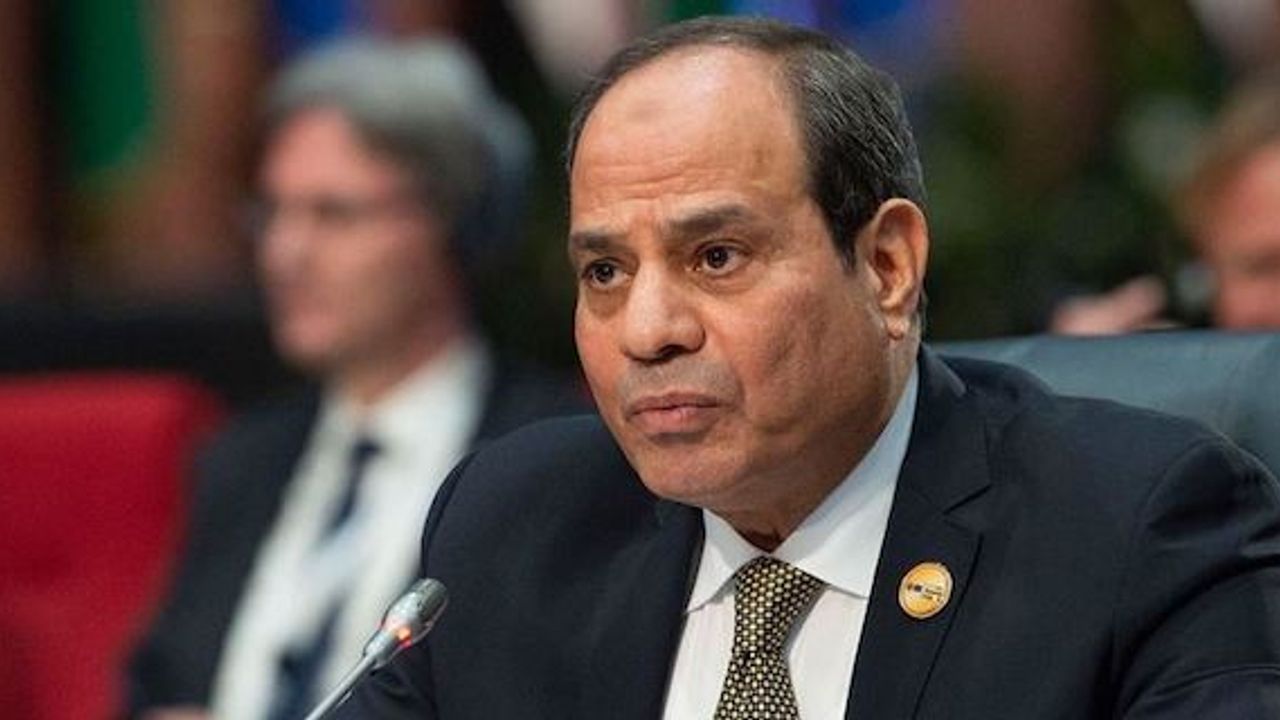 Egypt's Sisi hints at possible pro-government rallies