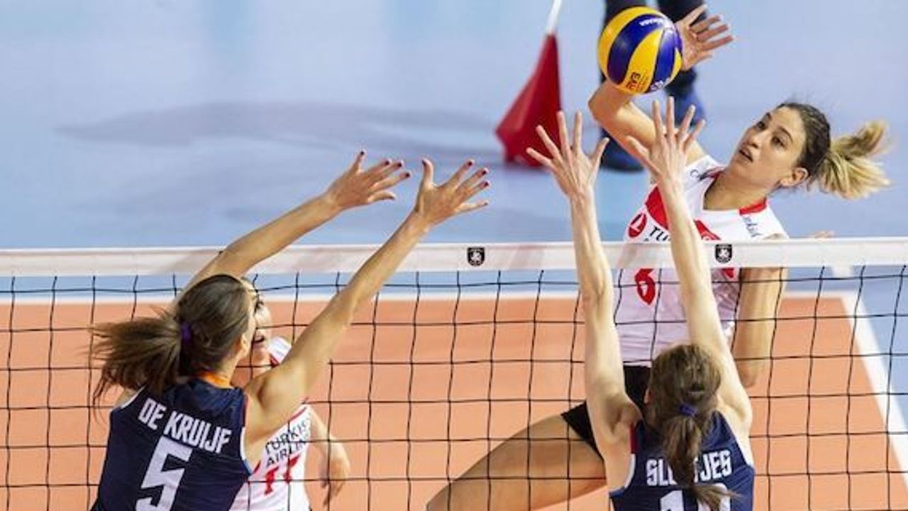 Turkish women to face Poland in volleyball semifinal