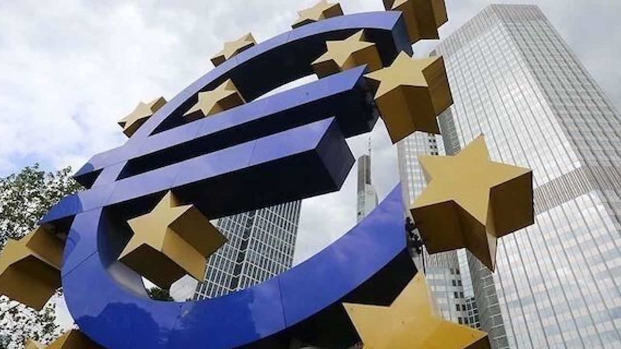 Eurozone manufacturing PMI drops in September