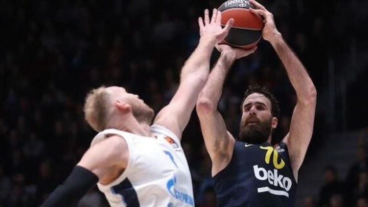 Fenerbahce beat Zenit for third straight EuroLeague win