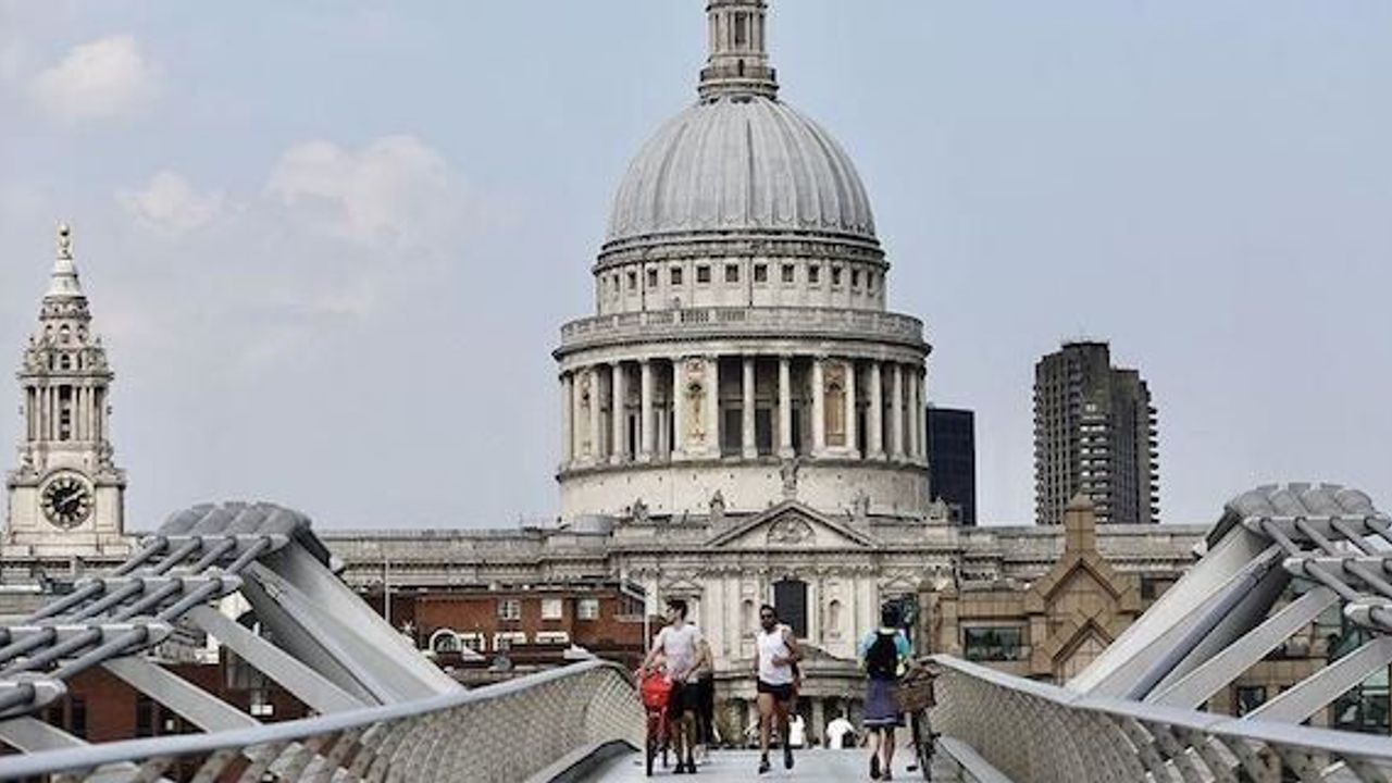 Too slow too late: UK gov't reaction to coronavirus under scrutiny