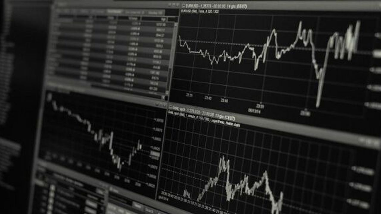 G20 sees biggest fall in global trade since 2009 crisis