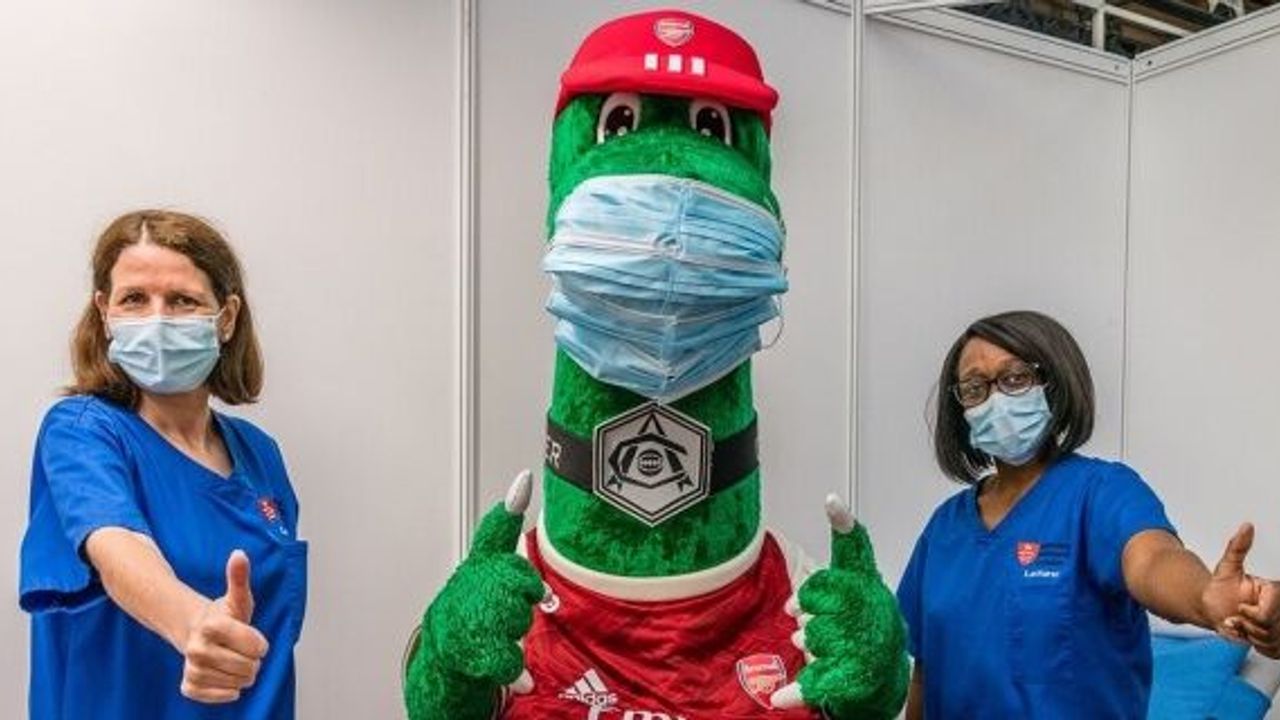 Thousands of over-18s can get first Covid-19 jabs in mass vaccine clinic hosted at Emirates Stadium