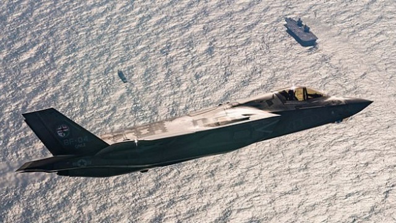 British F-35 fighter crashes in Mediterranean, BREAKING NEWS