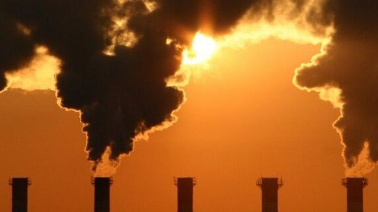 UK government sued over climate strategy failure