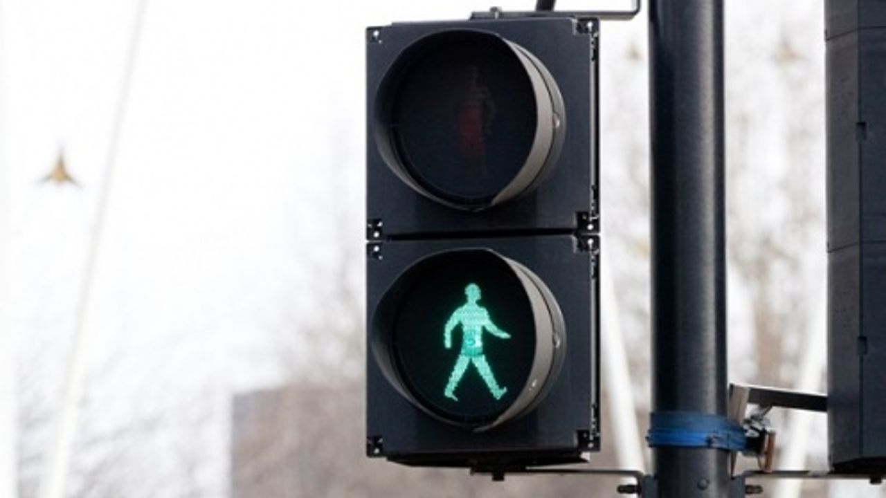 New TfL data shows success of innovative ‘pedestrian priority’ traffic signals