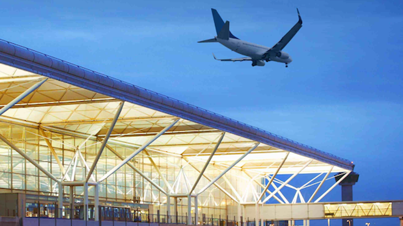 All flights suspended at Stansted Airport