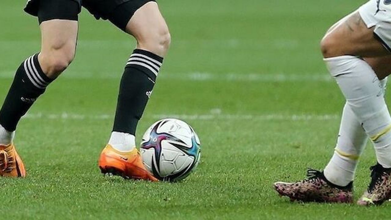 English Premier League to return to action Monday after World Cup