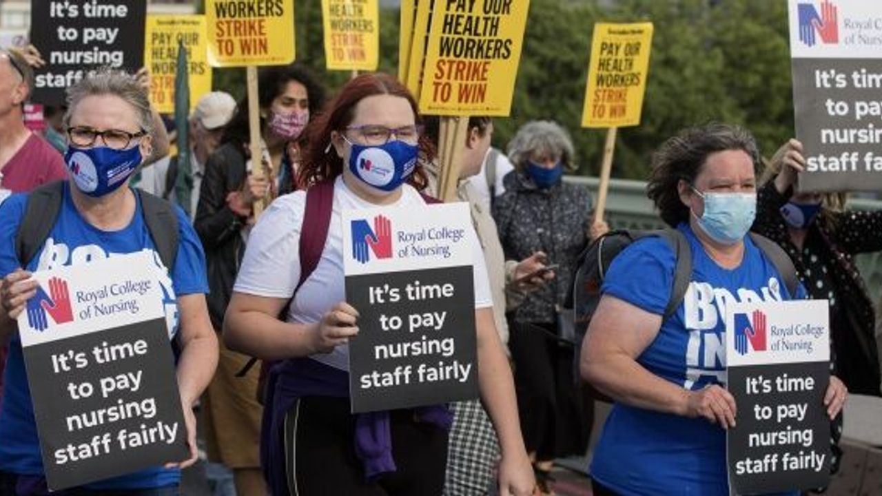 UK Nurses hold biggest strike in NHS history
