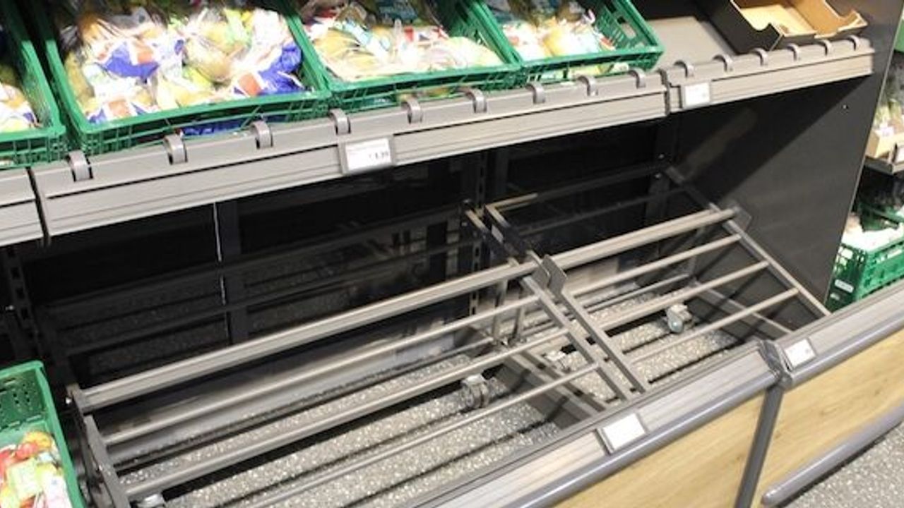 Another UK supermarket facing vegetable shortages