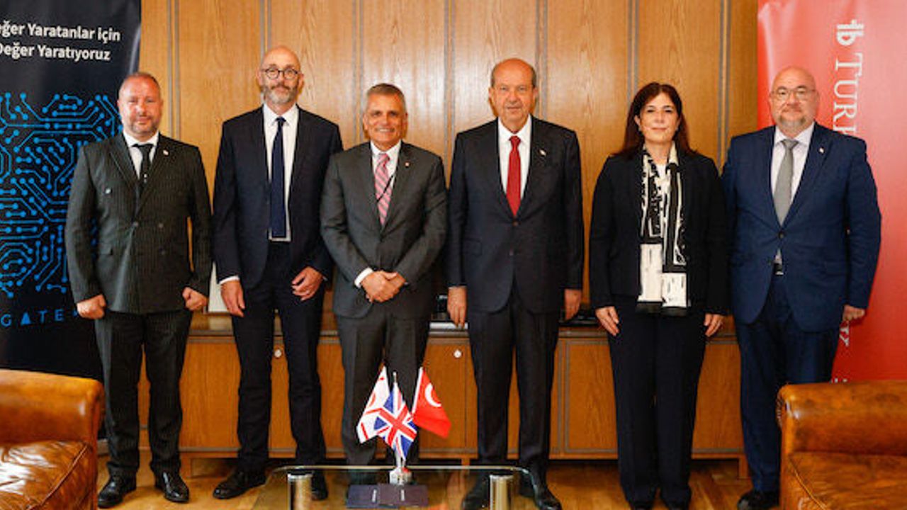 TRNC President Tatar visited TurkishBank UK’s offices during his London trip