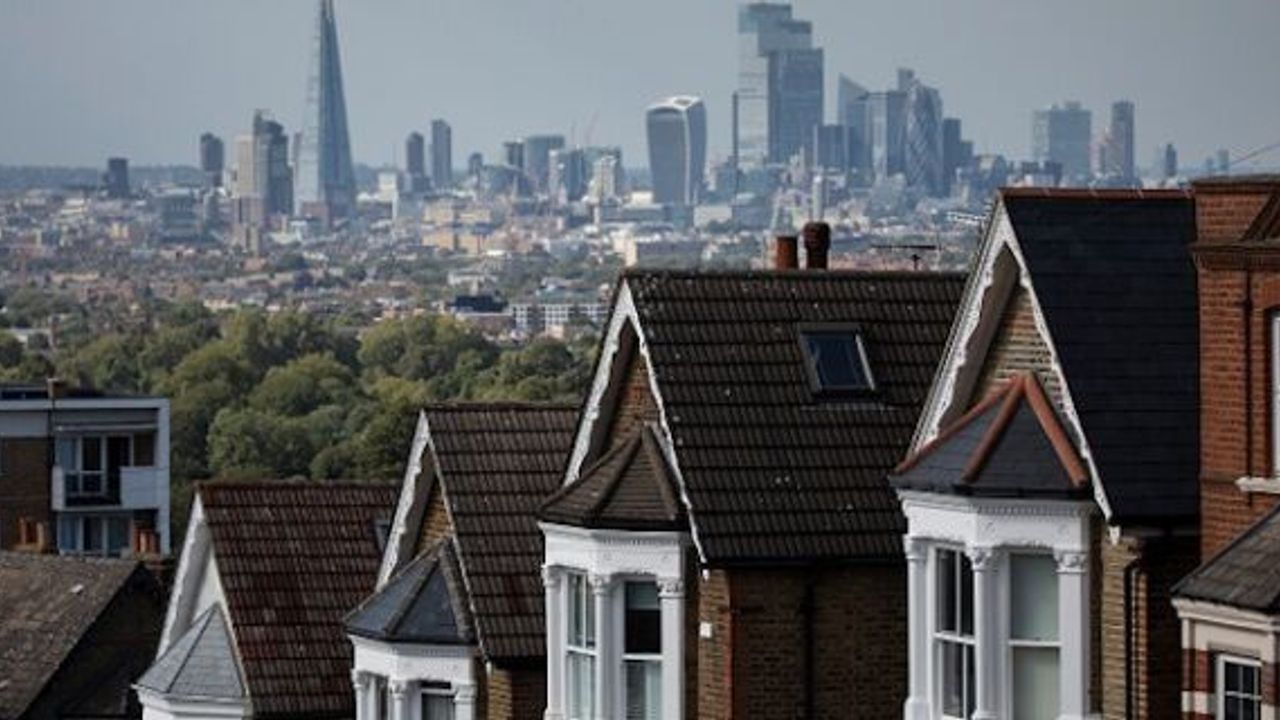 House prices fall by the most in south-east England, says Halifax