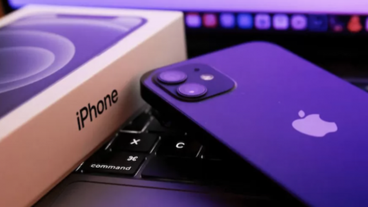 Will Apple update the iPhone 12 in France