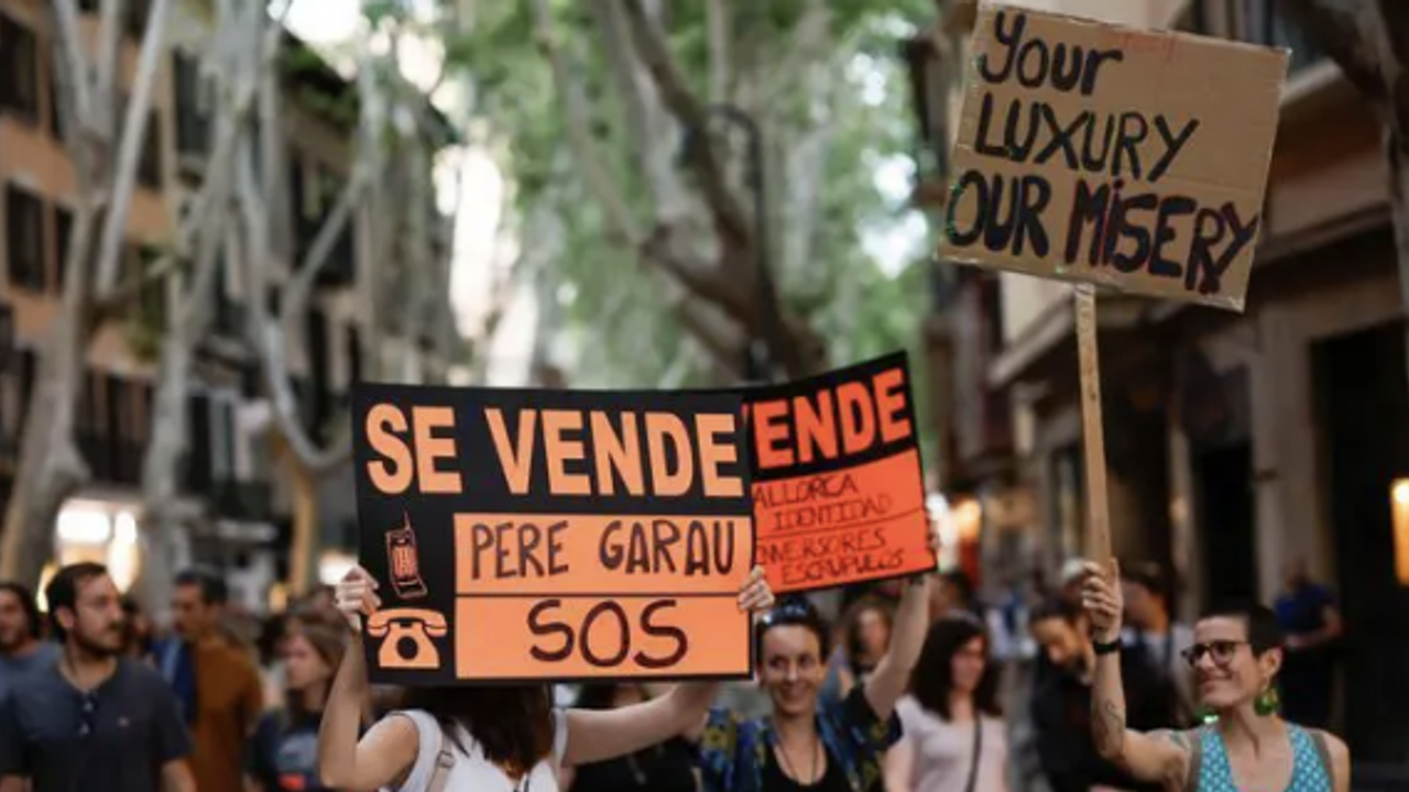 Residents of Spanish island of Mallorca launch initiative to thank tourists amid protests over mass tourism