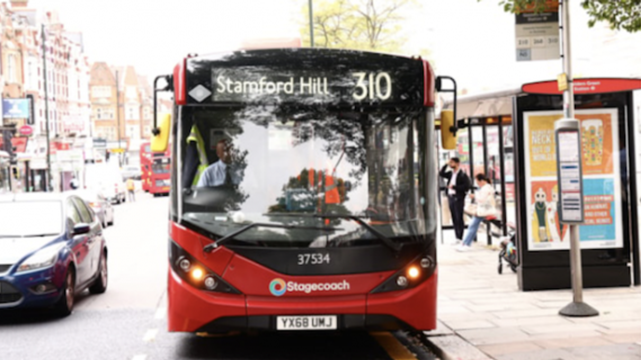 New bus service connecting Golders Green and Stamford Hill now up and running