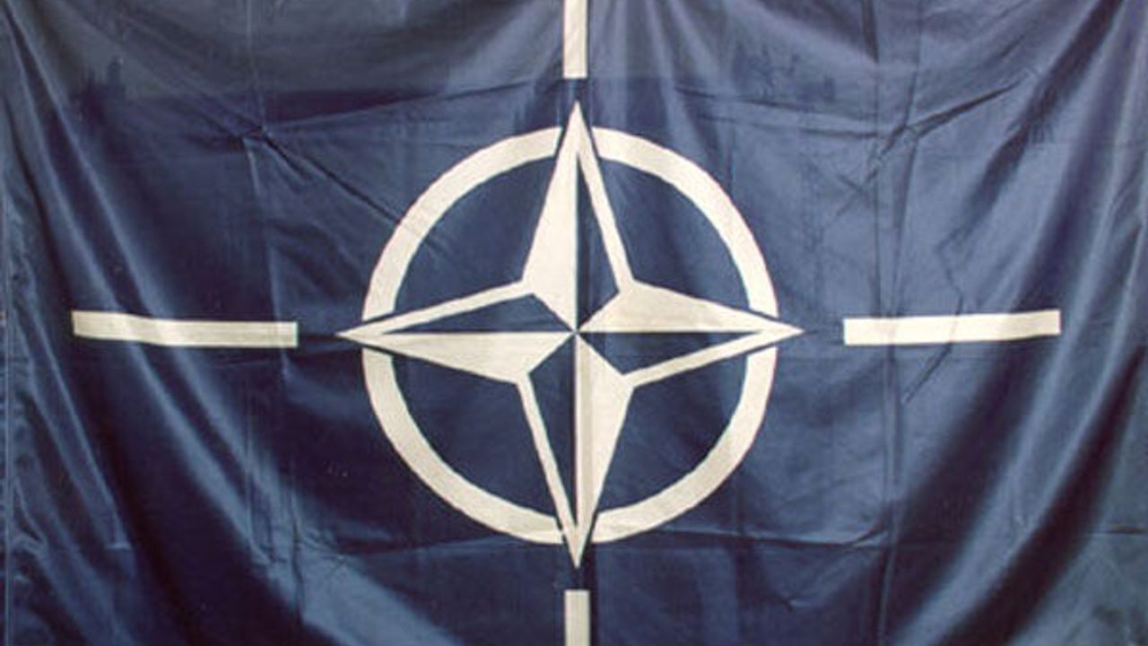 NATO defends Turkey's 'right to protect airspace'