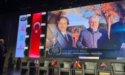 Vatan Öz Named Journalist of the Year in Europe