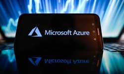 Microsoft Tests AI Wearable for Office Workers