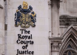 Mass Lawsuit Targets River Wye Pollution in UK