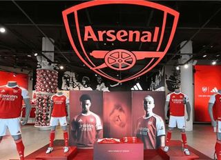 Arsenal Clinch First Premier League Title in 22 Years