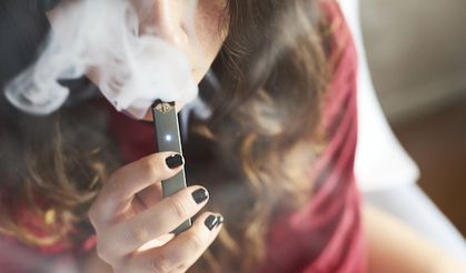 Children's doctors call for ban on disposable vapes