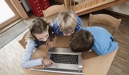 UK Adults Online More Than Ever, Kids Warn of “Brain Rot”