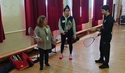 Squash introduced to girls in Enfield schools