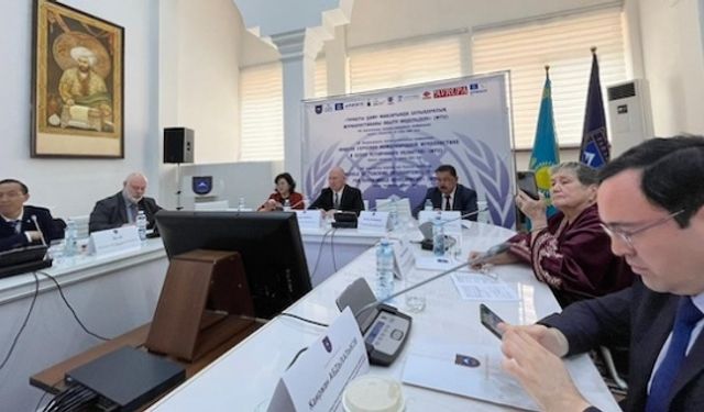 Models of Teaching International Journalism for Sustainable Development