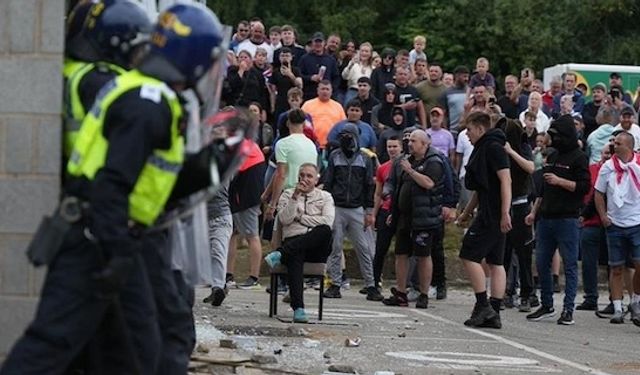 Over 1,000 arrested, nearly 600 charged over far-right riots across UK