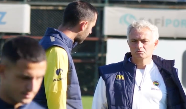 Fenerbahce vs Manchester United Predicted line-ups!  Jose Mourinho faces former side