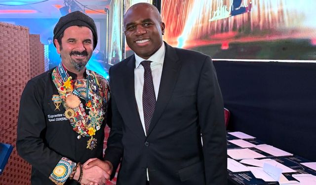 Kemal Coşkunçay Named Chef of the Year at British Kebab Awards in London