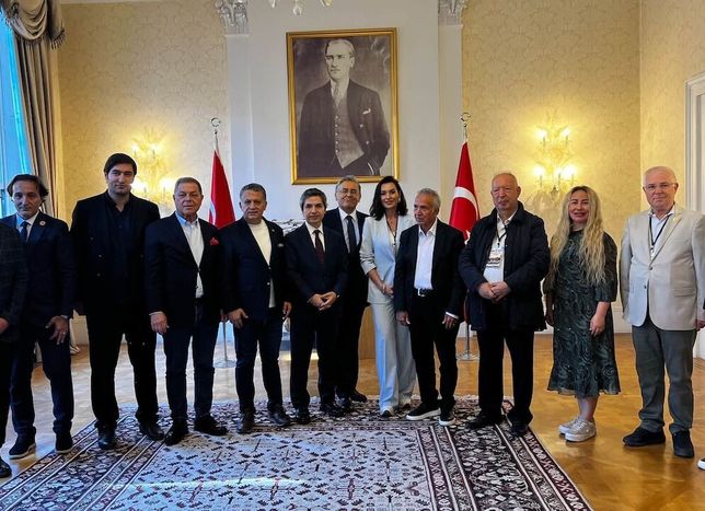 GJC Delegation Arrives in London for Media Awards