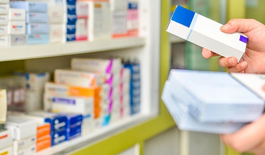 Chemists in England to prescribe medications to patients