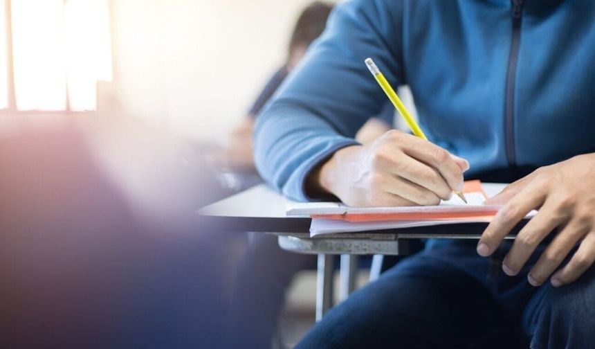 UK’s Proposed English Standard for Migrants Under Fire